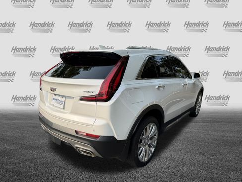 Used 2021 Cadillac XT4 Premium Luxury FWD image 9