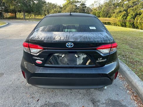 Certified 2024 Toyota Corolla LE image 4