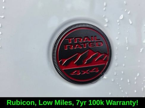 Certified 2025 Jeep Gladiator Rubicon w/ Safety Group AWD/4WD image 13
