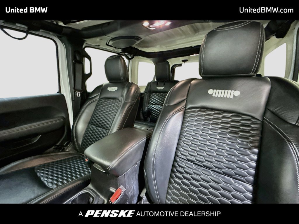 Used 2021 Jeep Wrangler Unlimited Sahara AWD/4WD image 12