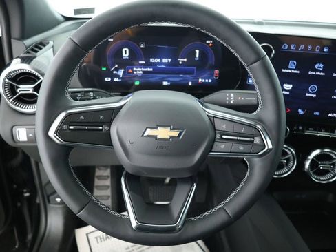 Used 2025 Chevrolet Blazer EV LT image 11