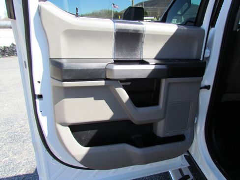 Used 2019 Ford F250 XLT w/ XLT Value Package image 13