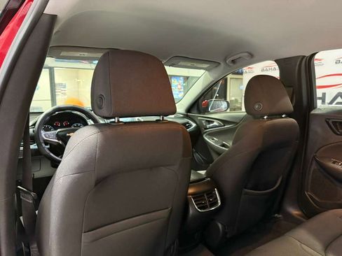 Used 2018 Chevrolet Malibu LT image 34