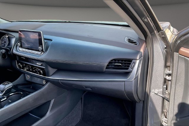 Certified 2023 Nissan Rogue S FWD image 15