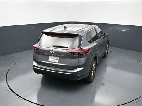 Used 2025 Nissan Rogue S FWD image 22