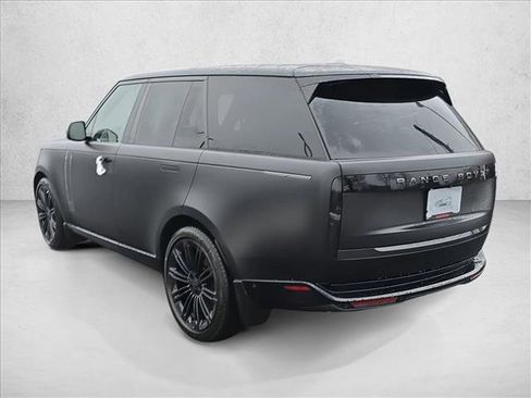 New 2026 Land Rover Range Rover SE image 7
