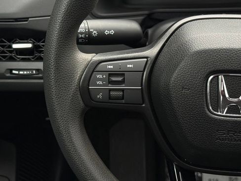 Used 2025 Honda Accord SE image 21