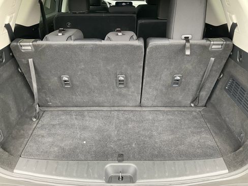 Used 2025 Nissan Pathfinder SV AWD/4WD image 42
