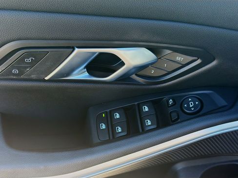 Used 2025 BMW 330i xDrive 330i xDrive image 22