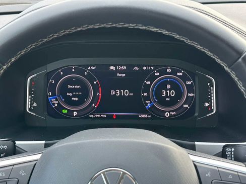 Used 2022 Volkswagen Atlas SE image 25