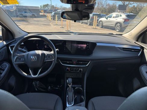 Used 2025 Buick Encore GX Preferred image 28