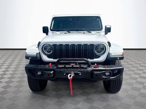 Used 2023 Jeep Wrangler Unlimited Sahara w/ LED Lighting Group AWD/4WD image 2