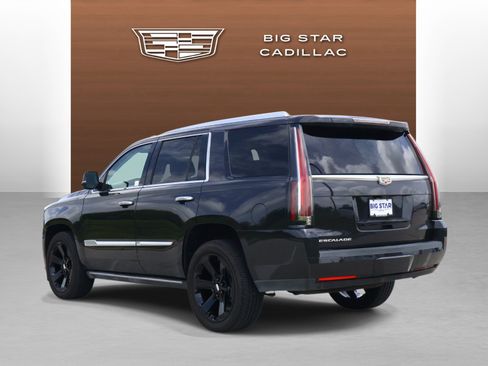 Used 2019 Cadillac Escalade Premium Luxury AWD/4WD image 3