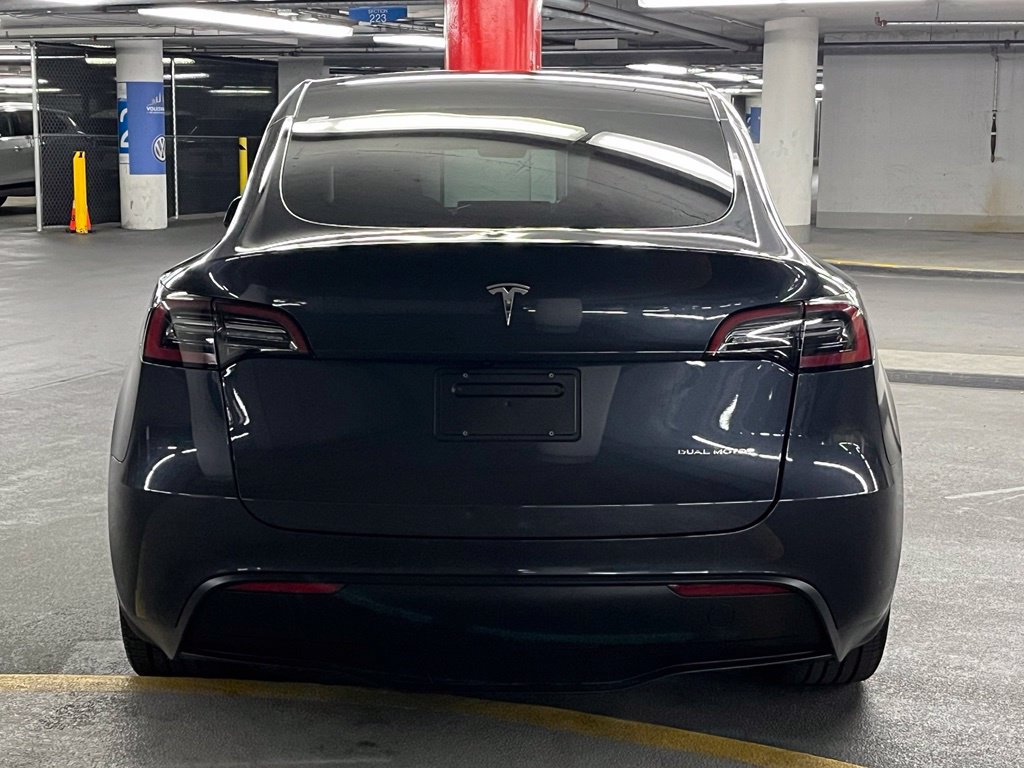 Used 2024 Tesla Model Y Long Range AWD/4WD image 30