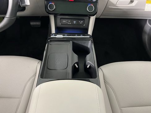 Used 2025 Hyundai Tucson SEL image 17