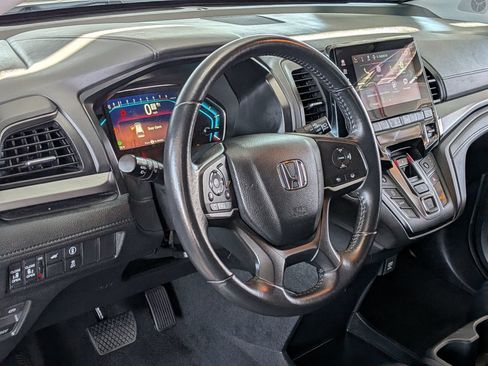 Used 2024 Honda Odyssey EX-L image 14