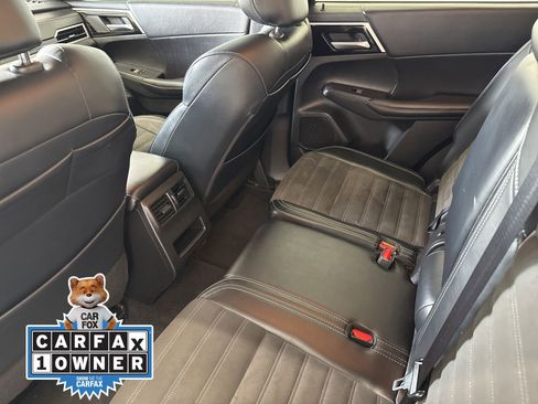 Used 2024 Mitsubishi Outlander SE image 20