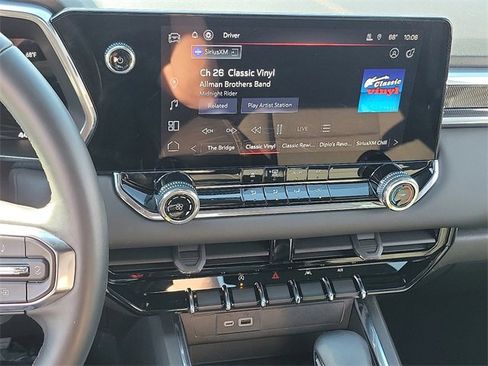 Used 2025 GMC Canyon Elevation image 11