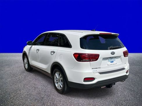 Used 2019 Kia Sorento FWD V6 image 5