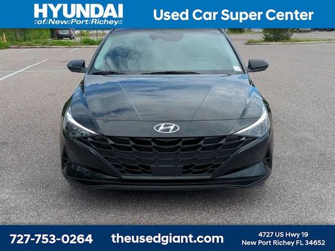 Certified 2023 Hyundai Elantra SEL w/ Convenience Package FWD image 8