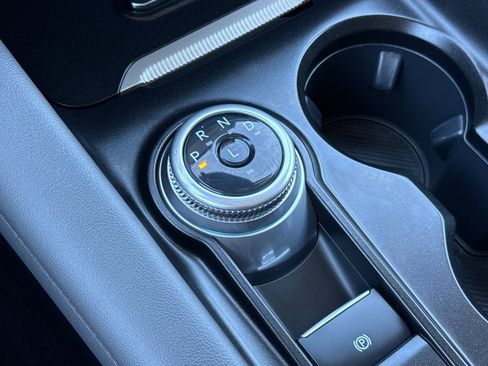 Used 2025 Ford Explorer Active w/ Active Comfort Package image 22