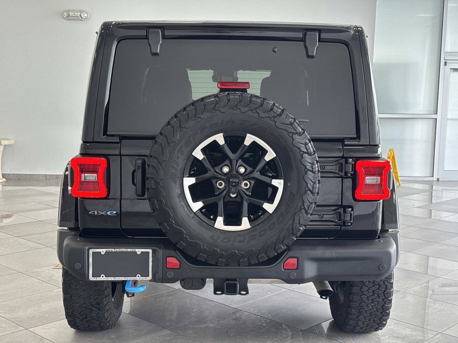 Used 2024 Jeep Wrangler Unlimited Rubicon 4xe AWD/4WD image 25