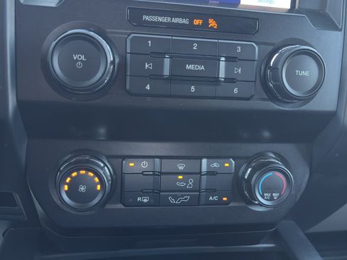 Used 2020 Ford F150 XL w/ Equipment Group 101A Mid AWD/4WD image 23