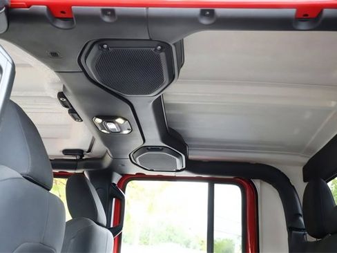 Used 2020 Jeep Gladiator Sport w/ Quick Order Package 24S image 19