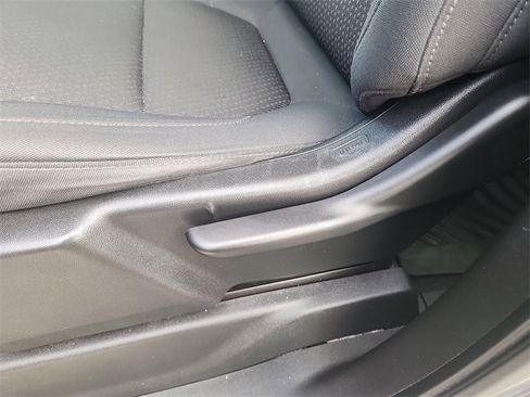 Certified 2021 Chevrolet Silverado 1500 Custom w/ Safety Confidence Package image 17