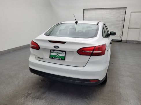 Used 2017 Ford Focus S image 7