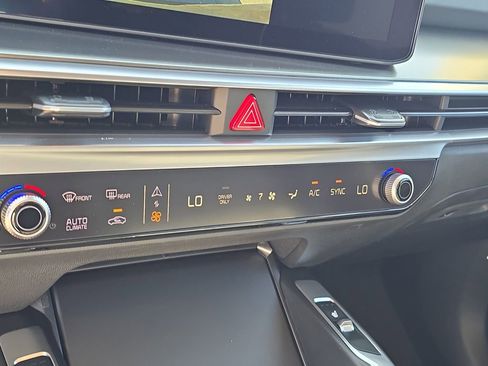 New 2026 Kia Sorento EX image 25