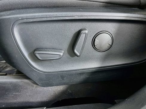 Used 2020 Ford Escape SEL FWD image 28