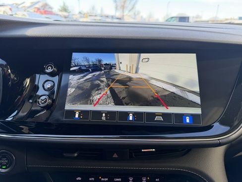 Used 2022 Buick Envision Avenir w/ Technology Package II image 17