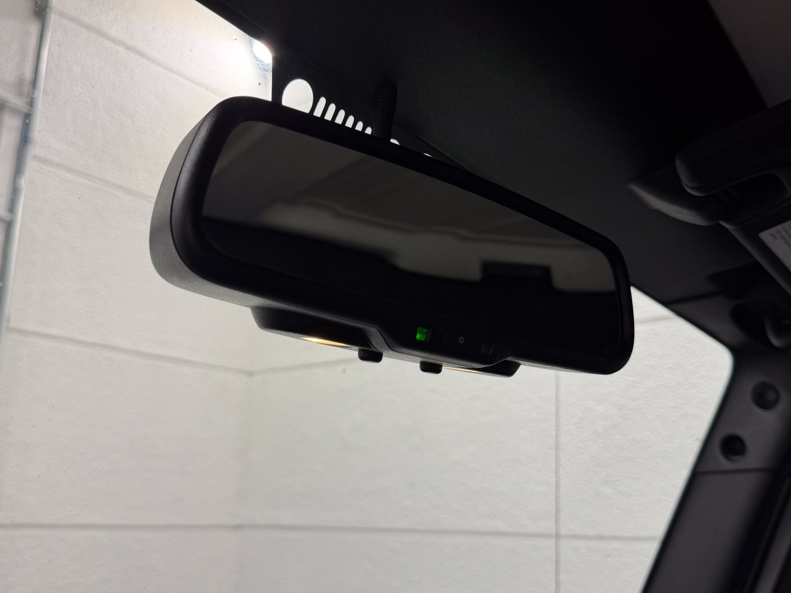 Used 2015 Jeep Wrangler Unlimited Sahara AWD/4WD image 43