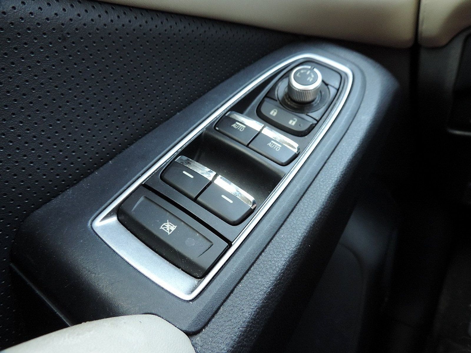 Used 2021 Subaru Ascent Limited w/ Technology Package AWD/4WD image 26