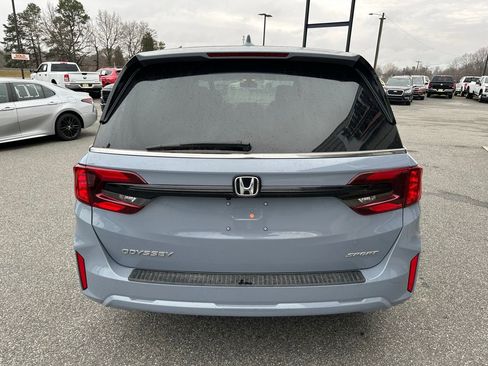 Used 2025 Honda Odyssey Sport-L image 7