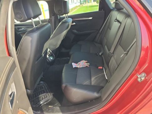 Used 2014 Chevrolet Impala LT FWD image 10