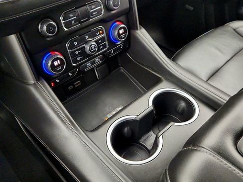 Used 2023 Chevrolet Tahoe Z71 w/ Luxury Package image 17