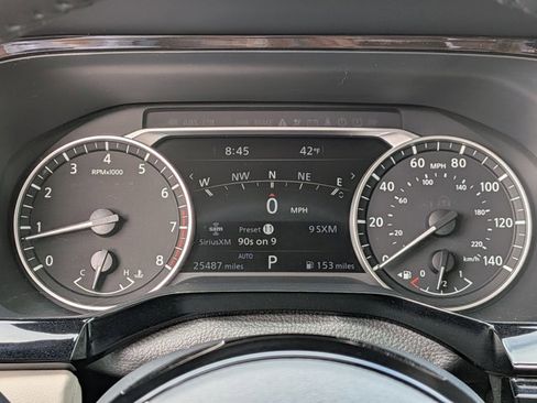 Certified 2023 Nissan Pathfinder SL image 18