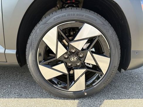 New 2026 Hyundai Kona Limited FWD image 12