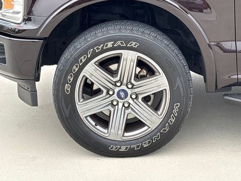 Used 2019 Ford F150 XLT w/ Equipment Group 302A Luxury image 11