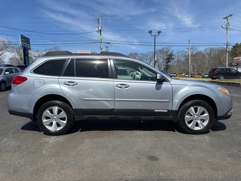 Used 2012 Subaru Outback 3.6R Limited w/ Moonroof Pkg image 7