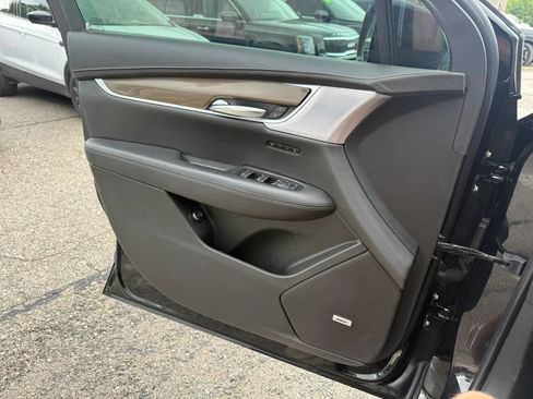 Used 2020 Cadillac XT6 Sport w/ Platinum Package AWD/4WD image 27