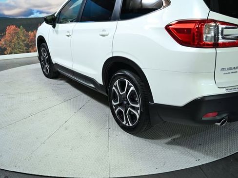 Certified 2025 Subaru Ascent Limited w/ Popular Package #1 image 8