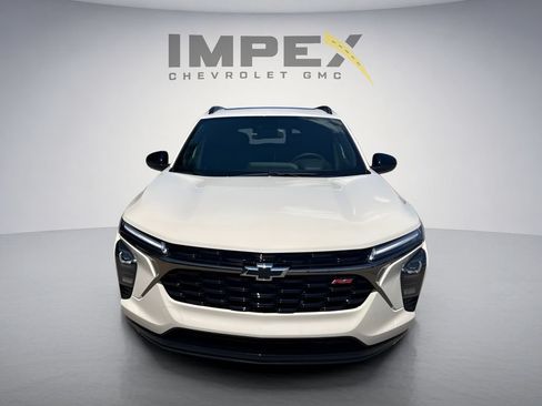 New 2026 Chevrolet Trax RS w/ Sunroof Package FWD image 8