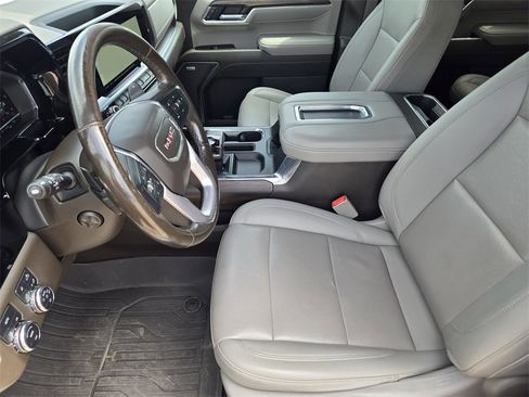 Used 2022 GMC Sierra 1500 SLT w/ SLT Premium Plus Package image 8