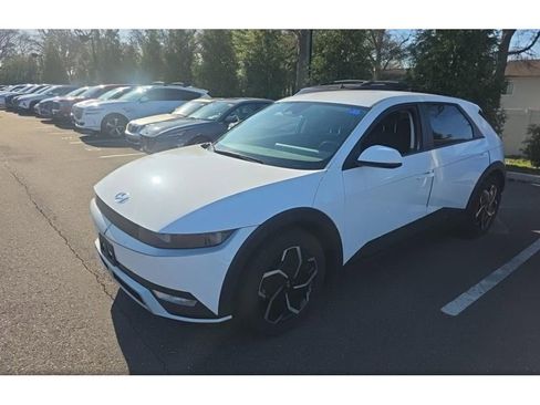 Used 2024 Hyundai Ioniq 5 SEL image 1