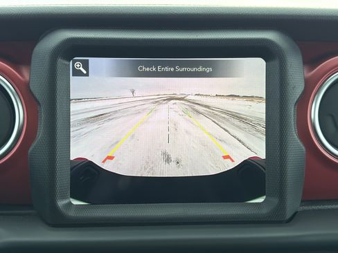 Used 2023 Jeep Gladiator Rubicon w/ LED Lighting Group image 8