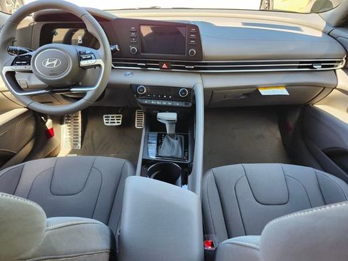 New 2026 Hyundai Elantra SEL Sport image 11