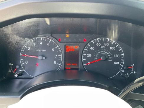 Used 2018 Nissan NV 2500 SV RWD image 10